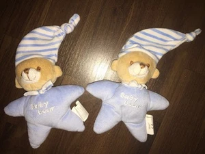 2 Stück- Kik Teddybär Baby Bear Zipfelmütze Greifling Blau Weiß Plüschtier Schal - Bild 1 von 3