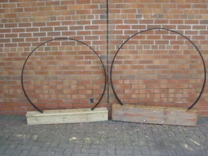 Moon Gate - Cart wheel iron rimmed bespoke planter/garden sculpture x2 - Picture 1 of 5