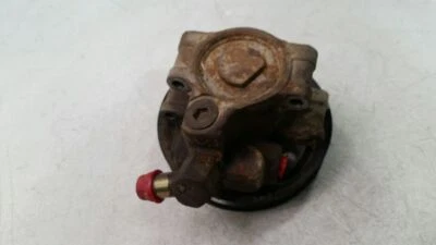 Bomba de dirección asistida usada se adapta a: camioneta Ford F150 2002 sin salida variable electrónica Foto 1 de 4