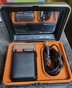 1970's Remington Radial Electric Shaver Razor Model 4M3 Has Chord & Case , Works - Picture 1 of 9