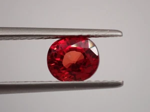 Rubin 1.06ct VVS Oval – Berylliumbehandelt – Tansania Afrika Edelstein - Bild 1 von 6
