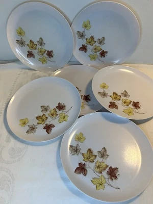 Libbey Melmac Rustic Leaves 10" Dinner Plates Set of 6 - Image 1 of 4
