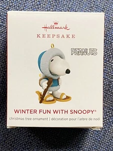 HALLMARK 2019 WINTER FUN WITH SNOOPY # 22 MINIATURE ORNAMENT - Picture 1 of 5