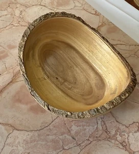 Ciotola in legno vintage intagliata a mano bordo vivo 10"" sigillata - Foto 1 di 24