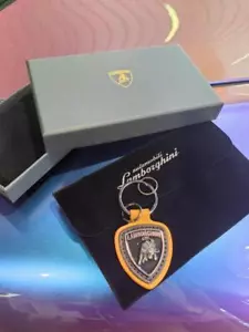 LAMBORGHINI 3D Keychain Lamborghini Emblem yellow - Picture 1 of 14