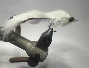 Snook Trap - Glass Minnow Style Fly White/Pearl Rabbit Strip Size 2, 3-pack - Picture 1 of 3