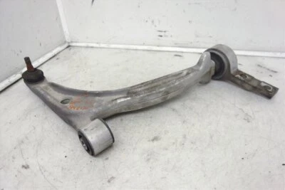 Braço de controle inferior dianteiro para passageiros Nissan Maxima 2004-2008 - 54500-7Y000 - Imagem 1 de 4