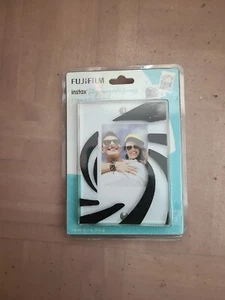 Instax Large Magnetic 2 Frames for Mini Instant Photos by FUJIFILM -NEW!!! - Picture 1 of 2