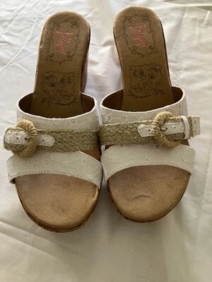 Jellypop white eyelet sandals size 10 - Image 1 of 3