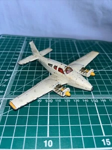 Dinky Toys, Beechcraft C55 Baron, Propellor Plane, No 715, Die Cast - Picture 1 of 7