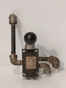 Aro 5040-10 manuelles Luftregelventil, 4-Wege, 2-Posionen, Handhebelbetätigt - Bild 1 von 8