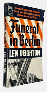 Funeral in Berlin Len Deighton Vintage Espionage Spy Novel PB 1966 - Foto 1 di 5