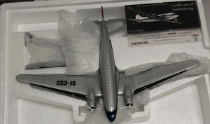 NUEVO Chevron DC-3 BANCO DE AVIONES - 5ª EDICIÓN (escala 1:72) - Imagen 1 de 5