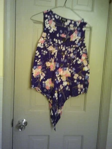 Ladies a.n.a Brand blouse, Size S. Sleeveless, buttons, pockets, Navy floral . - Picture 1 of 2