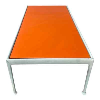 Mesa de centro Richard Schultz para Knoll serie 1966 esmalte naranja 48" x 24" Foto 1 de 4