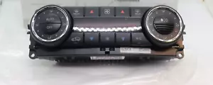 Mercedes W203 S203 CL203 / W209 A209 C209 CLK / Klimabedienteil 2038304685 NEU - Picture 1 of 5