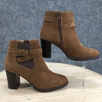 Botas femininas Style And Co 9,5 M Laleen com zíper tornozelo marrom camurça sintética salto - Imagem 1 de 4