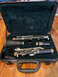 Vintage Boosey And Hawkes Clarinet with Case London Series 1-10 - Picture 1 of 5
