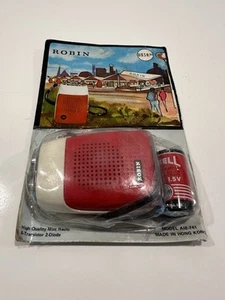 VINTAGE *NEW* ROBIN AIE-741 Red Solid State Micro Transistor Radio - Picture 1 of 5