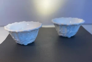 2 Vintage Milk Glass Footed Small White Bowl With Swirled Leaf Design on Sides - Picture 1 of 4