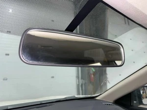 08-15 ROGUE Rear View Mirror w/o automatic dimming - Picture 1 of 1