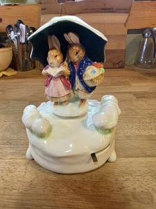 Vintage 1985 Schmid Beatrix Potter Peter Rabbit Music Box Working Hand Painted - Picture 1 of 9