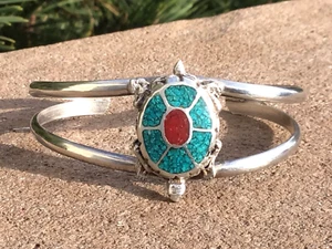 Sterling Native American Old Pawn Small Turtle Cuff Inlaid Turquoise & Coral VTG - Picture 1 of 8