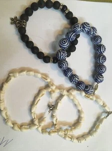 Armbänder Konvolut Sommer Muschel Keramik Lavastein Strandschmuck - Bild 1 von 8