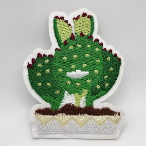 CACTUS EMBROIDERED PATCH - Picture 1 of 3