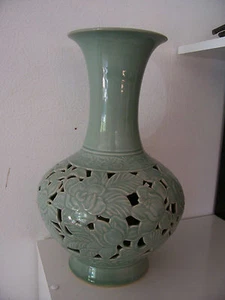 Beautiful vase. Magnifique vase Celadon Korea - Picture 1 of 1