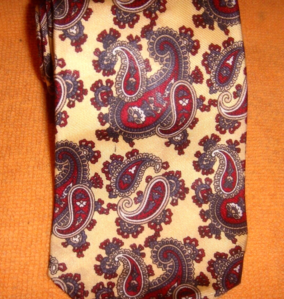 CORBATA OAKTON 100% SEDA RAYAS HOMBRE 57X3" GEOMÉTRICA AMARILLO/ROJO.AZUL ESTILO LÁGRIMA Foto 1 de 1