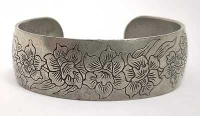 Leonard Pewter Cuff Bangle Bracelet Engraved Jonquil Flower Vintage Bolivia - Image 1 of 4