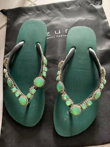 UZURII Flip Flops Gr. 35/36 STRASSTEINE Urlaub Sommer TOP NEUWERTIG !!! - Bild 1 von 3