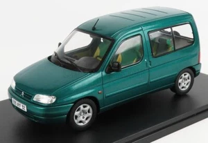 MODELLINO AUTO STATICO HACHETTE CITROEN BERLINGO MULTISPACE 1997 VERDE 1/24 - Foto 1 di 3