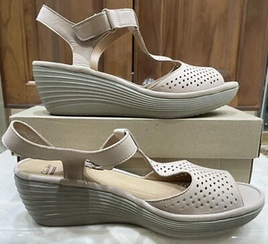 Clarks Womens Reedly Waylin Leather Perforated Wedge Sandals Shoes 10 W - Picture 1 of 6