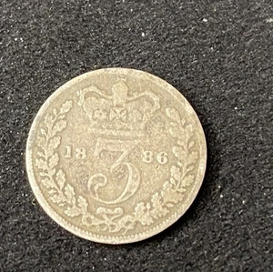 1886 Great Britain Threepence 0.9250 Silver ASW 0.042 Oz Coin Free Shipping - Picture 1 of 2