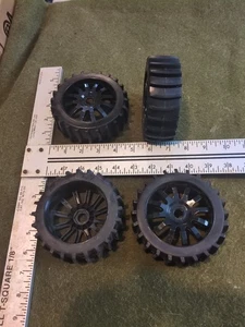 Lot/Set 4x 4-1/2" Dia x 1-1/2"Wide 4x4 Sand/Mud R/C Car/Truck Tires & Black Rim - Picture 1 of 5