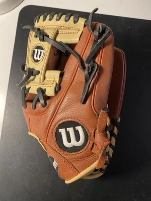 Guante de béisbol juvenil Wilson A550 A05RB20011 11" cuero marrón tiro a la derecha Foto 1 de 3