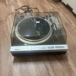 Giradischi Denon DP-47F completamente automatico a trazione diretta testato - Foto 1 di 9