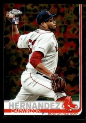 2019 Topps Chrome Update #30 Darwinzon Hernandez Rookie Card Boston Red Sox - Image 1 of 2