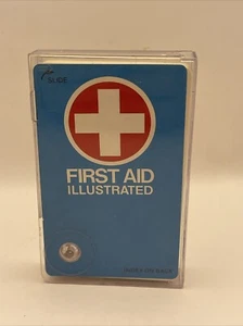 Vintage Rotes Kreuz Erste Hilfe Illustriert. Made In USA Esselte Bookassette - Bild 1 von 4