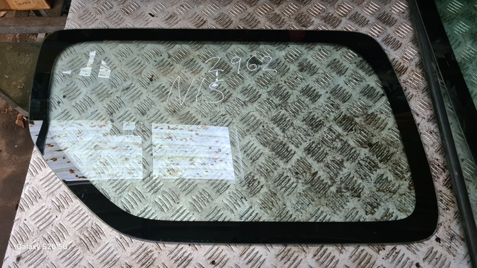 SUZUKI JIMNY 1998-2018 REAR QUARTER GLASS WINDOW N/S/R LEFT PASSENGER SIDE CLEAR - Image 1 of 1