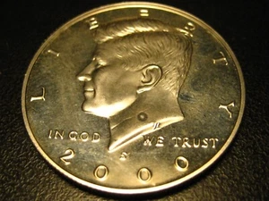 2000-S PROOF Kennedy Head Half Dollar - Picture 1 of 4