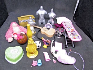 Bratz Puppenzubehör - Schaufensterpuppen - Kosmetiktisch - Gorilla ++ (K - Bild 1 von 17