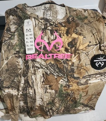 Brand New Realtree Camouflage Camo w Pink Logo Women's T-Shirts all sizes - Image 1 of 3