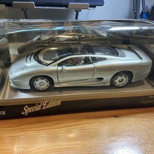Intex Maisto 1:18 Diecast Car Jaguar XJ220 Special Edition Silver 1992 Mint - Picture 1 of 20
