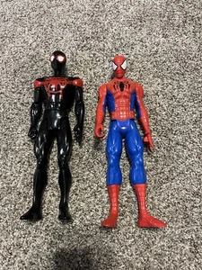 Par de figuras Hasbro Marvel Spider-Man 11 pulgadas - Imagen 1 de 9