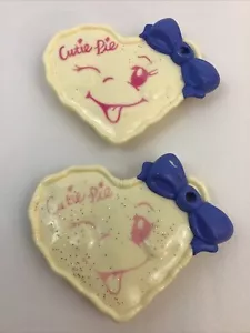 Fisher Price Sweet Magic Kitchen Replacement Parts Two Heart Cookies Rare - Picture 1 of 10
