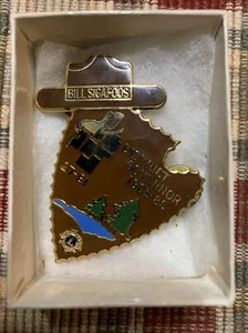 Lion’s Club Bill Sigafoos District Governor 1985-1985 Enamel pin Pinback - Picture 1 of 3