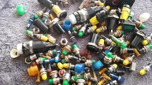 Mehr als 60 LAMPENTEILE Niedervolt 2-24V Lagerfund, optisch beeinträchtigt   K1 - Picture 1 of 6